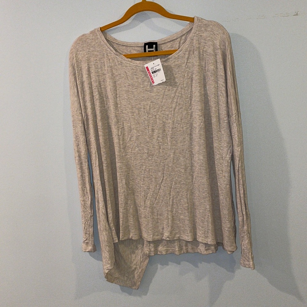 H by Bordeaux Top